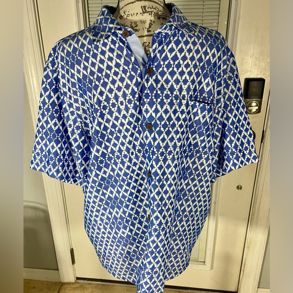 M Tommy Bahama Mojito Bay‎ Shibori Shores Short Sleeve Button-Up Shirt COOLMAX